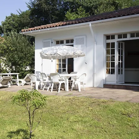 Maison Dans écrin De Verdure *
